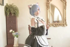 蠢沫沫《猫耳雷姆》主题写真：33张全套美图