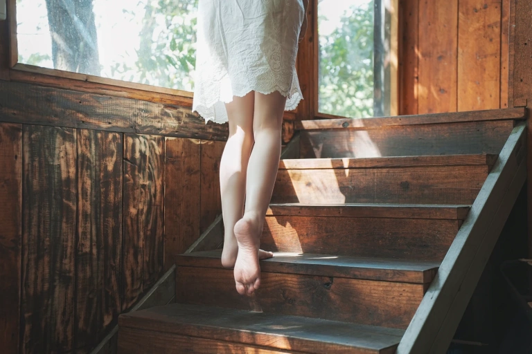 桜桃喵《森》主题写真：34张全套美图