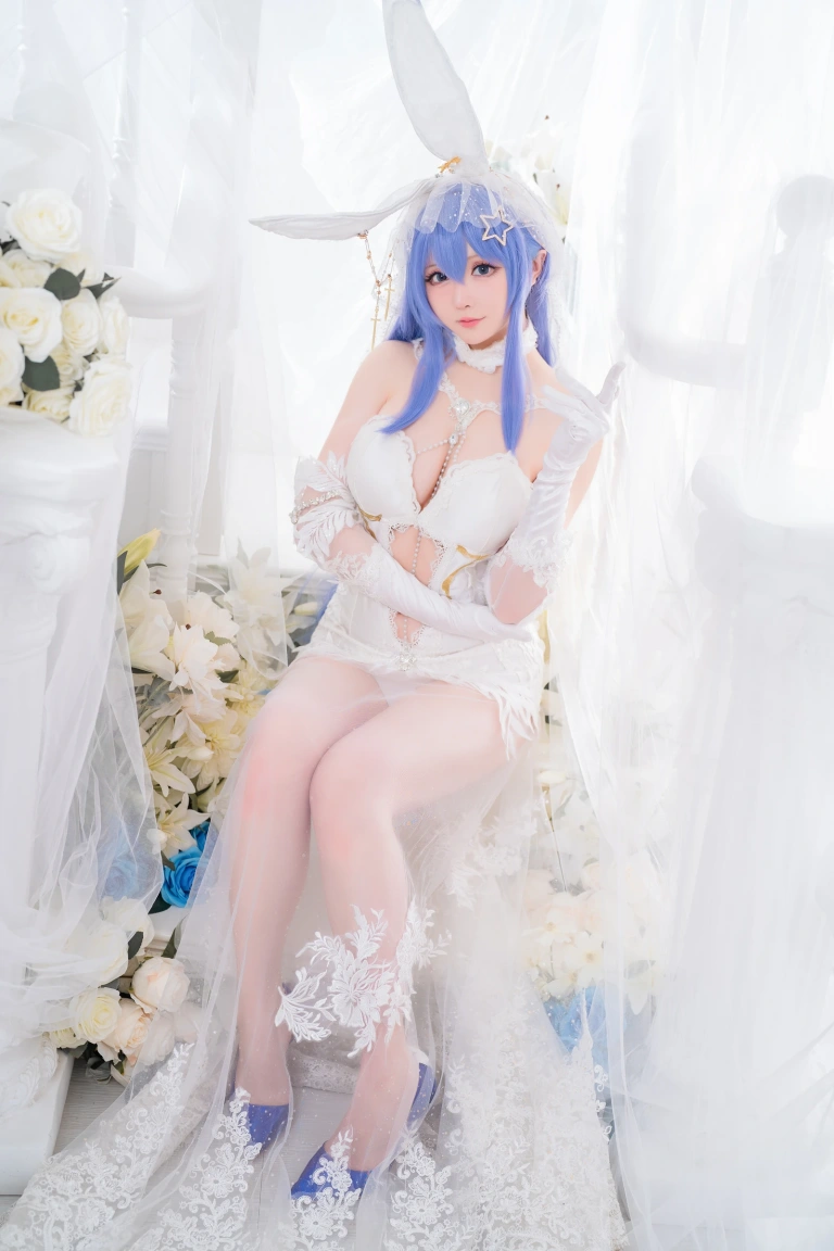 星之迟迟《碧蓝航线 花园兔女郎》主题写真：37张全套美图