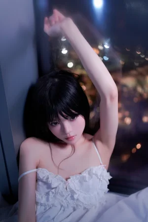 桜桃喵《小月光》主题写真：45张全套美图