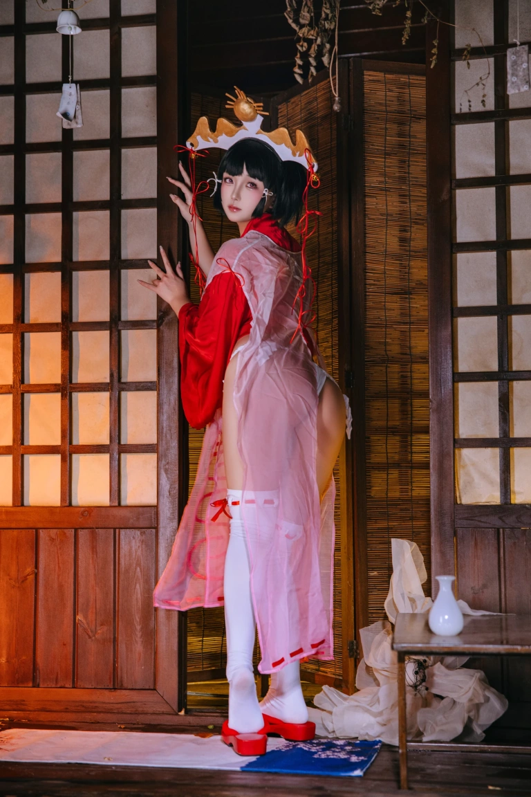 日奈娇(椎名莜)《辉夜巫女》主题写真：130张全套美图，含1个视频
