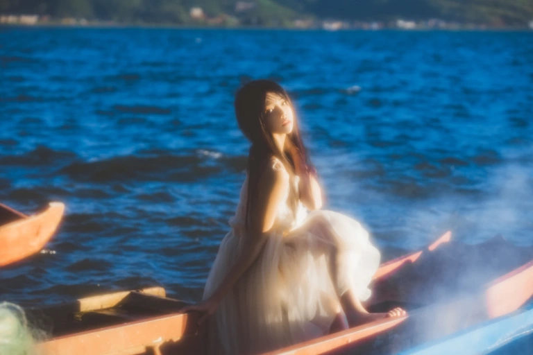 桜桃喵《船》主题写真：13张全套美图