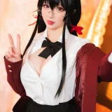 星之迟迟《2022月度计划 9月套图C JK大凤》主题写真：58张全套美图