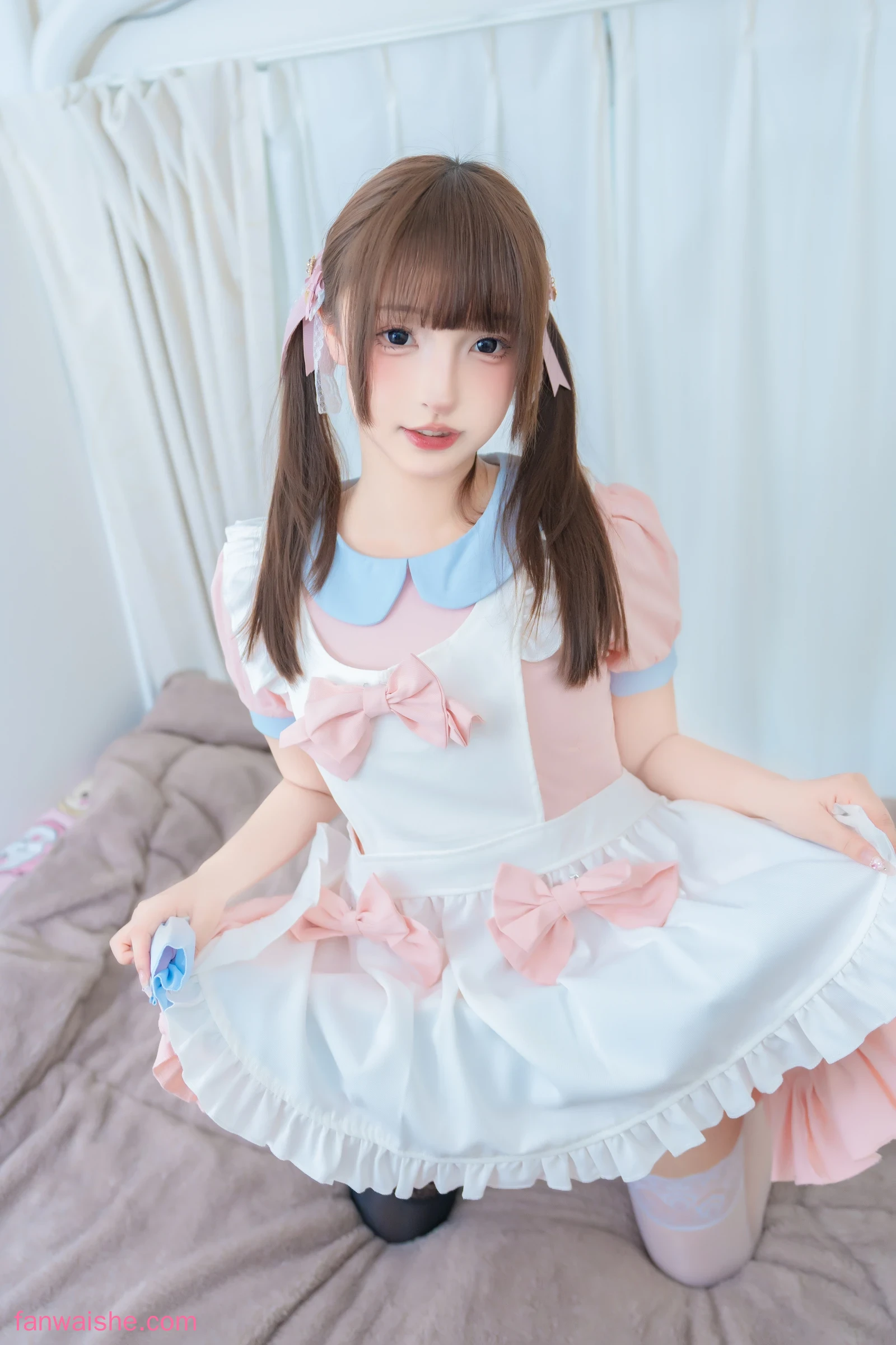 神楽坂真冬 神楽坂真冬 NO.185 - 第五季 序号45：《小小女仆》