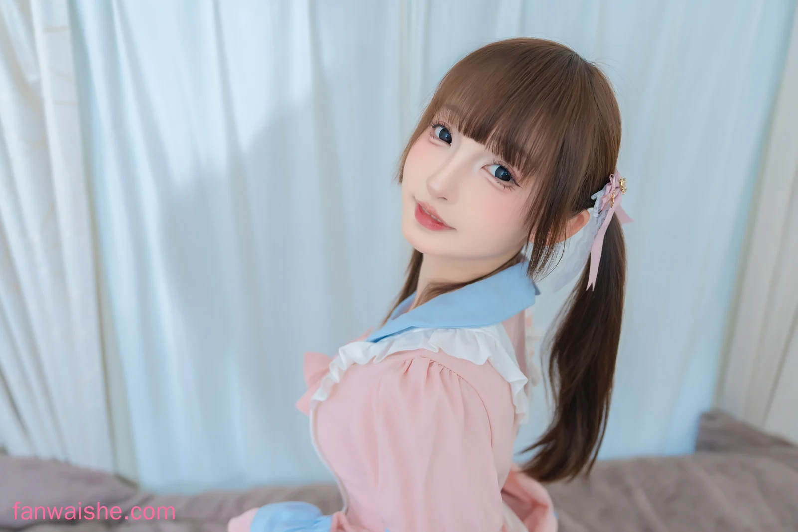 神楽坂真冬 神楽坂真冬 NO.185 - 第五季 序号45：《小小女仆》
