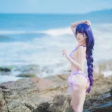 桜桃喵《雷电将军 泳装》主题写真：28张全套美图