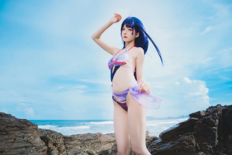 桜桃喵《雷电将军 泳装》主题写真：28张全套美图