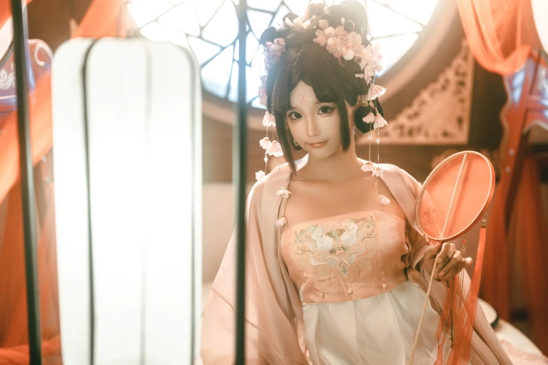 蠢沫沫《弦》主题写真：33张全套美图