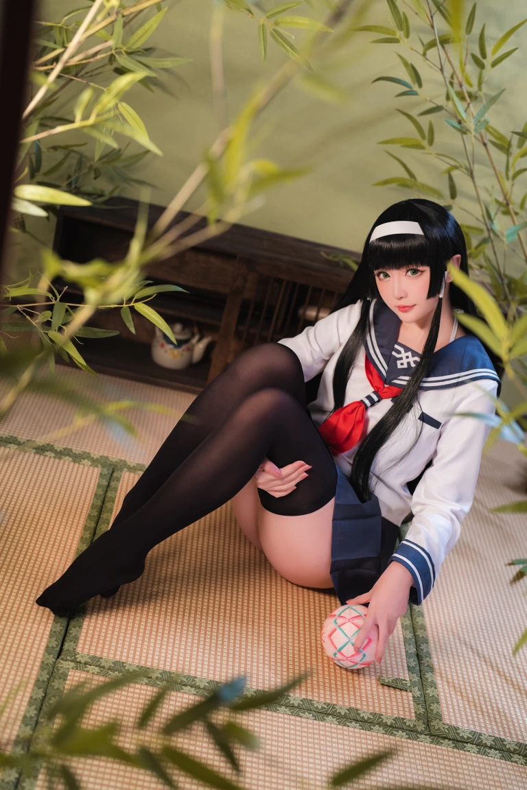 星之迟迟《2022月度计划 9月套图B 莲花JK》主题写真：36张全套美图