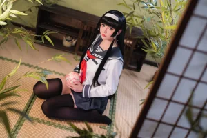 星之迟迟《2022月度计划 9月套图B 莲花JK》主题写真：36张全套美图