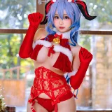 日奈娇(椎名莜)《甘雨圣诞》主题写真：34张全套美图