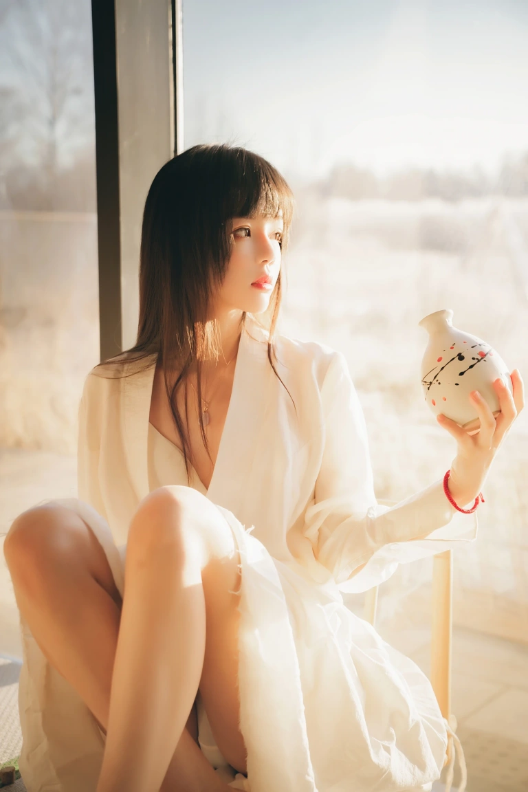 桜桃喵《融雪》主题写真：58张全套美图