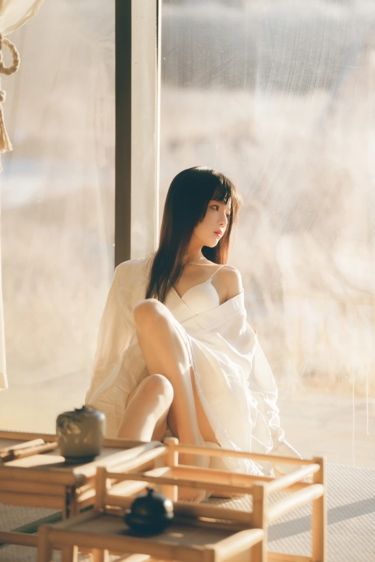 桜桃喵《融雪》主题写真：58张全套美图