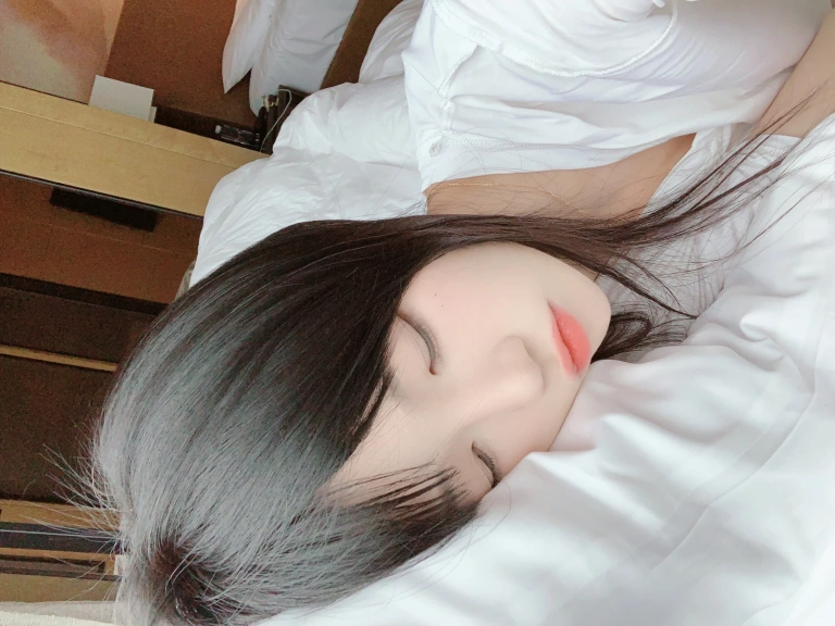 桜桃喵《小猫小猫》主题写真：17张全套美图
