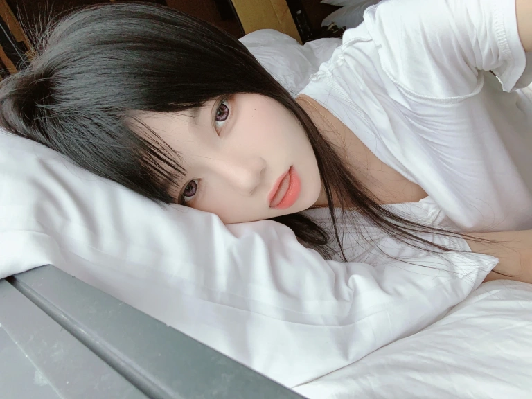 桜桃喵《小猫小猫》主题写真：17张全套美图