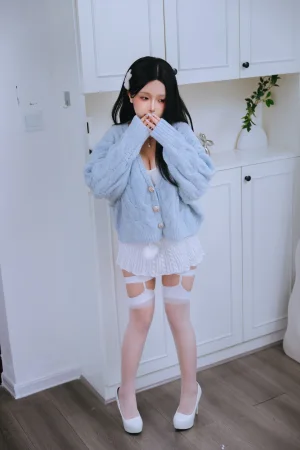 日奈娇(椎名莜)《与学姐约会》主题写真：206张全套美图，含5个视频