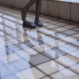 桜桃喵《雨恋》主题写真：28张全套美图