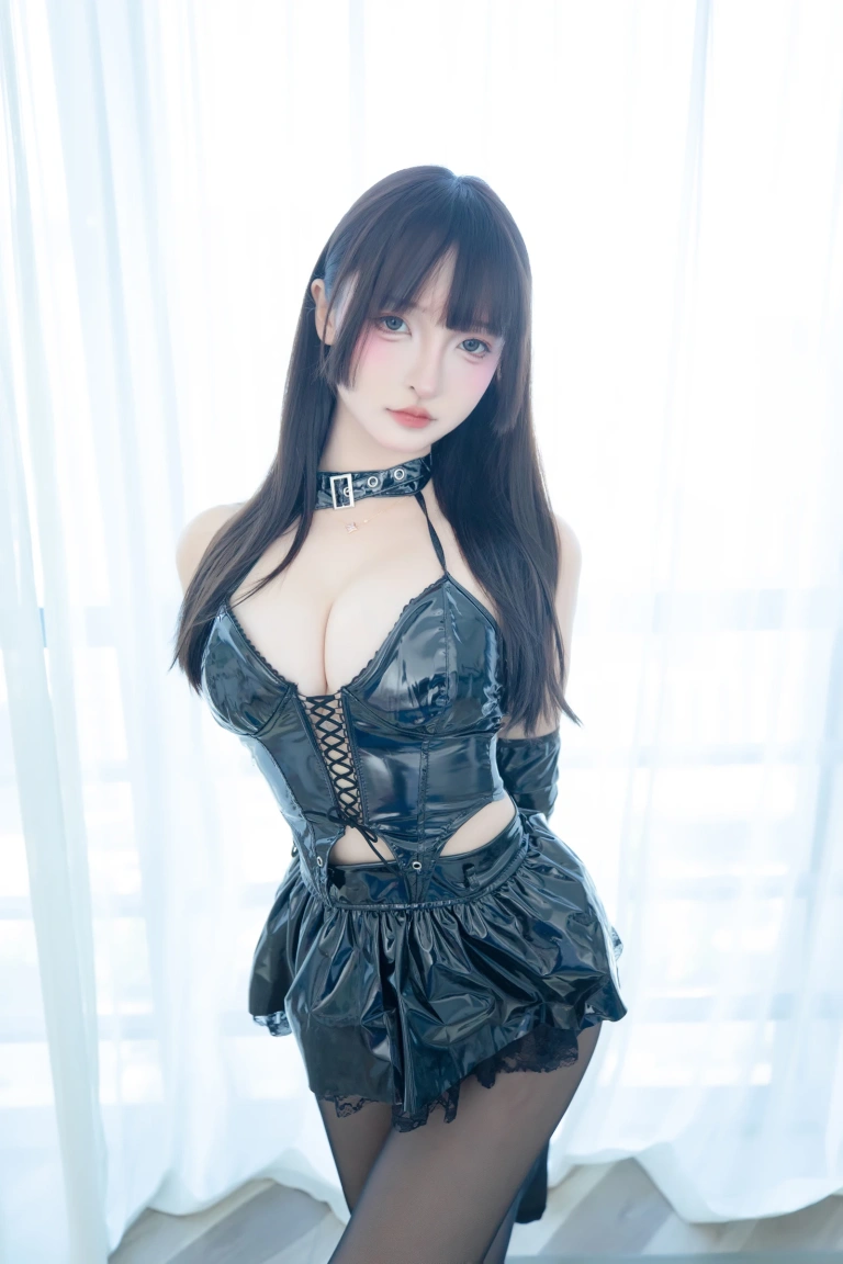 神楽坂真冬《第五季 序号54：《美脚调教》》主题写真：75张全套美图，含2个视频