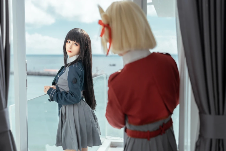 蠢沫沫《莉可x莉丝（&桃良阿宅）》主题写真：60张全套美图
