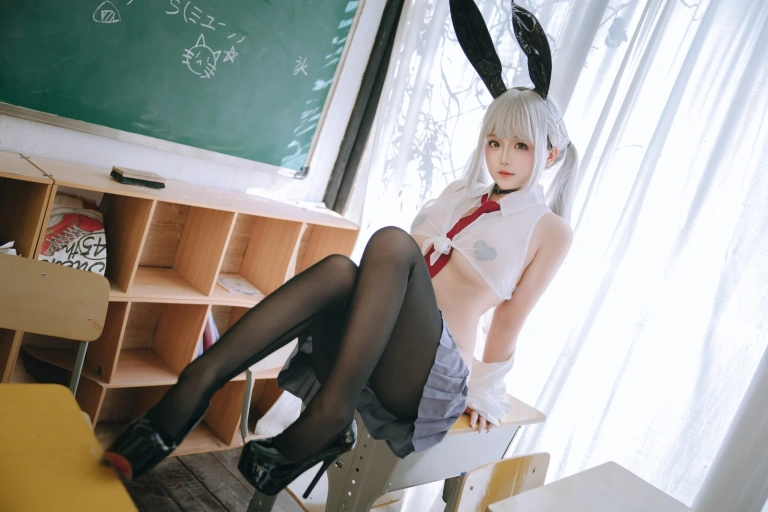 日奈娇(椎名莜)《叛逆少女JK》主题写真：116张全套美图