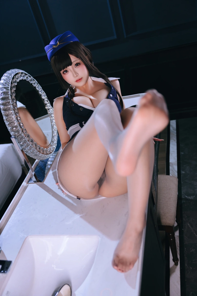 日奈娇(椎名莜)《头等舱休息室》主题写真：161张全套美图，含6个视频