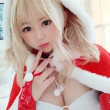 依酱《雪夜锦礼》主题写真：28张全套美图