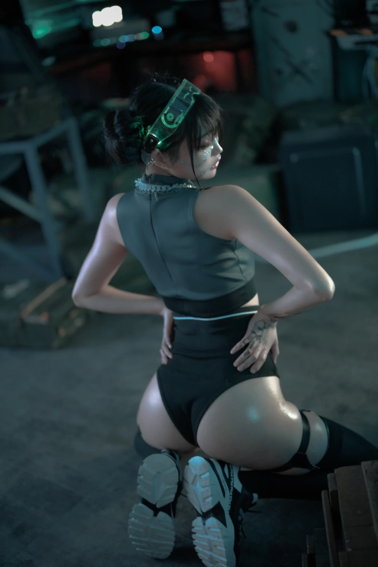 周叽是可爱兔兔《仿生人形》主题写真：38张全套美图
