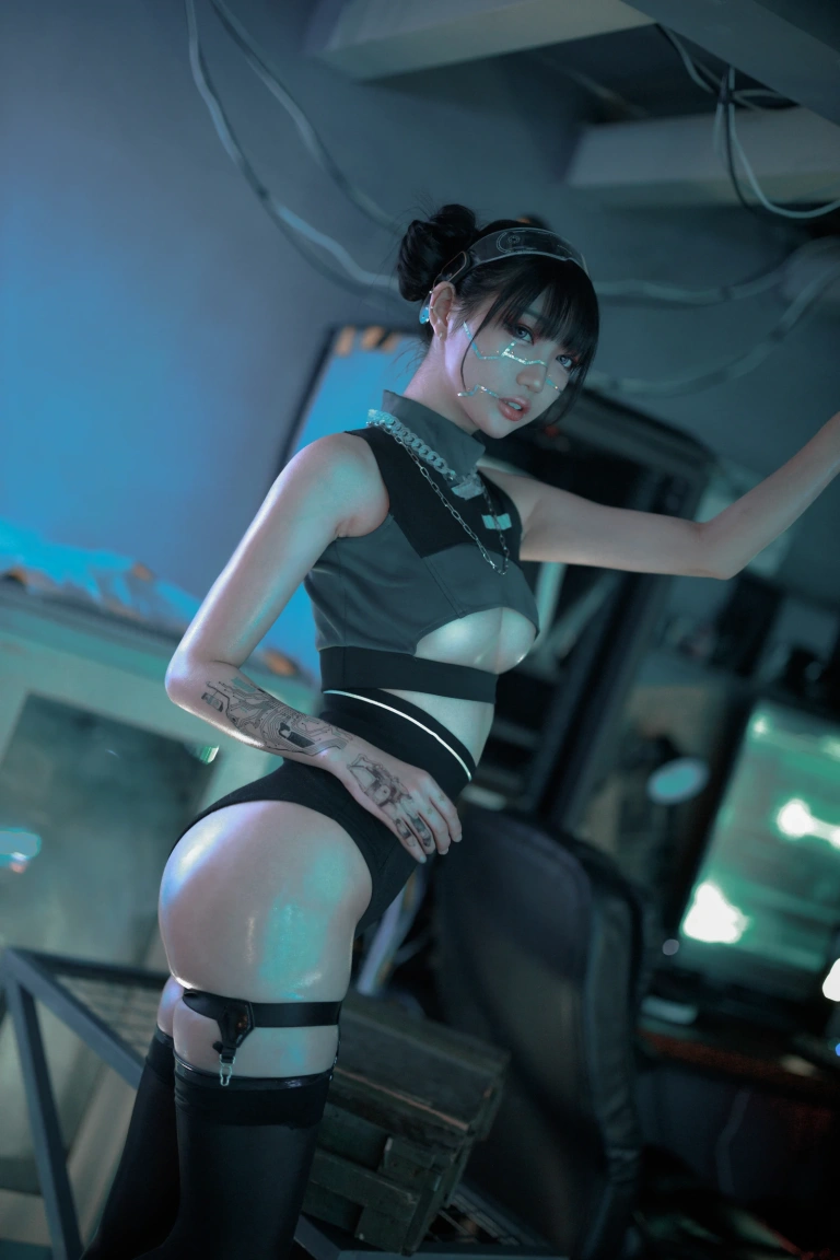 周叽是可爱兔兔《仿生人形》主题写真：38张全套美图