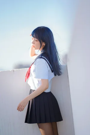 果咩酱《JK制服》主题写真：30张全套美图