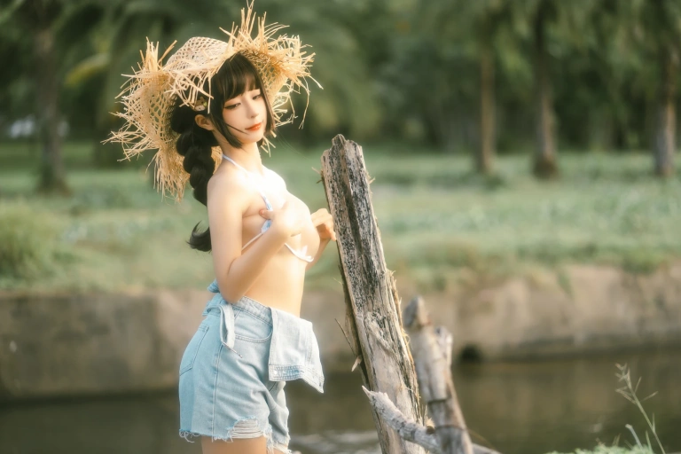 蠢沫沫《废船记》主题写真：116张全套美图