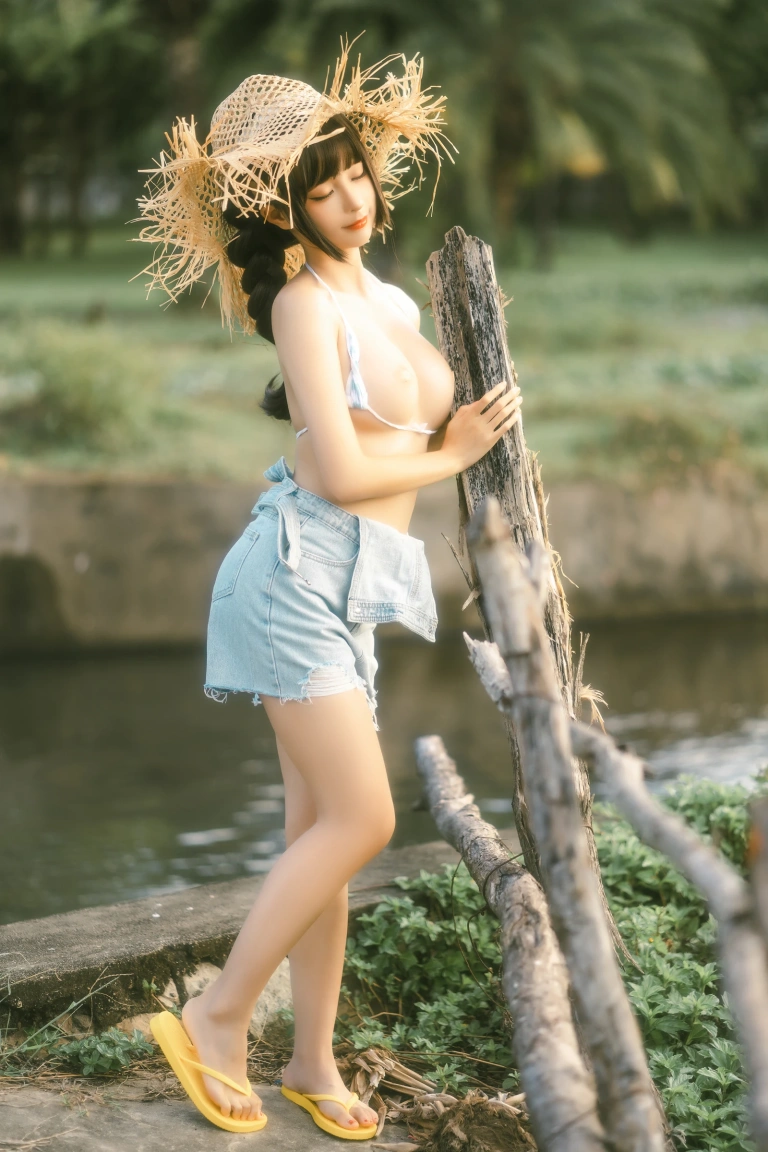蠢沫沫《废船记》主题写真：116张全套美图