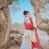 桜桃喵《惊鸿》主题写真：15张全套美图