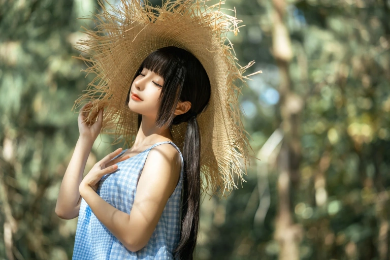 蠢沫沫《漫步》主题写真：101张全套美图