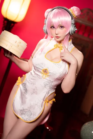 星之迟迟《2023年3月计划A 超级索尼子》主题写真：41张全套美图，含1个视频