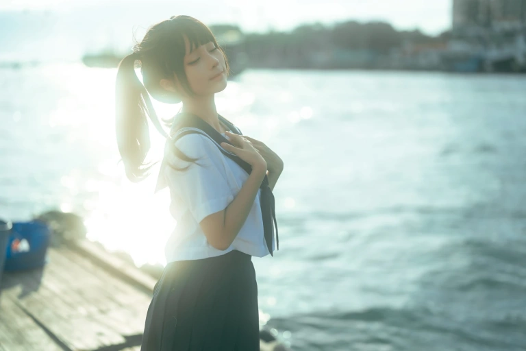 蠢沫沫《海风》主题写真：19张全套美图