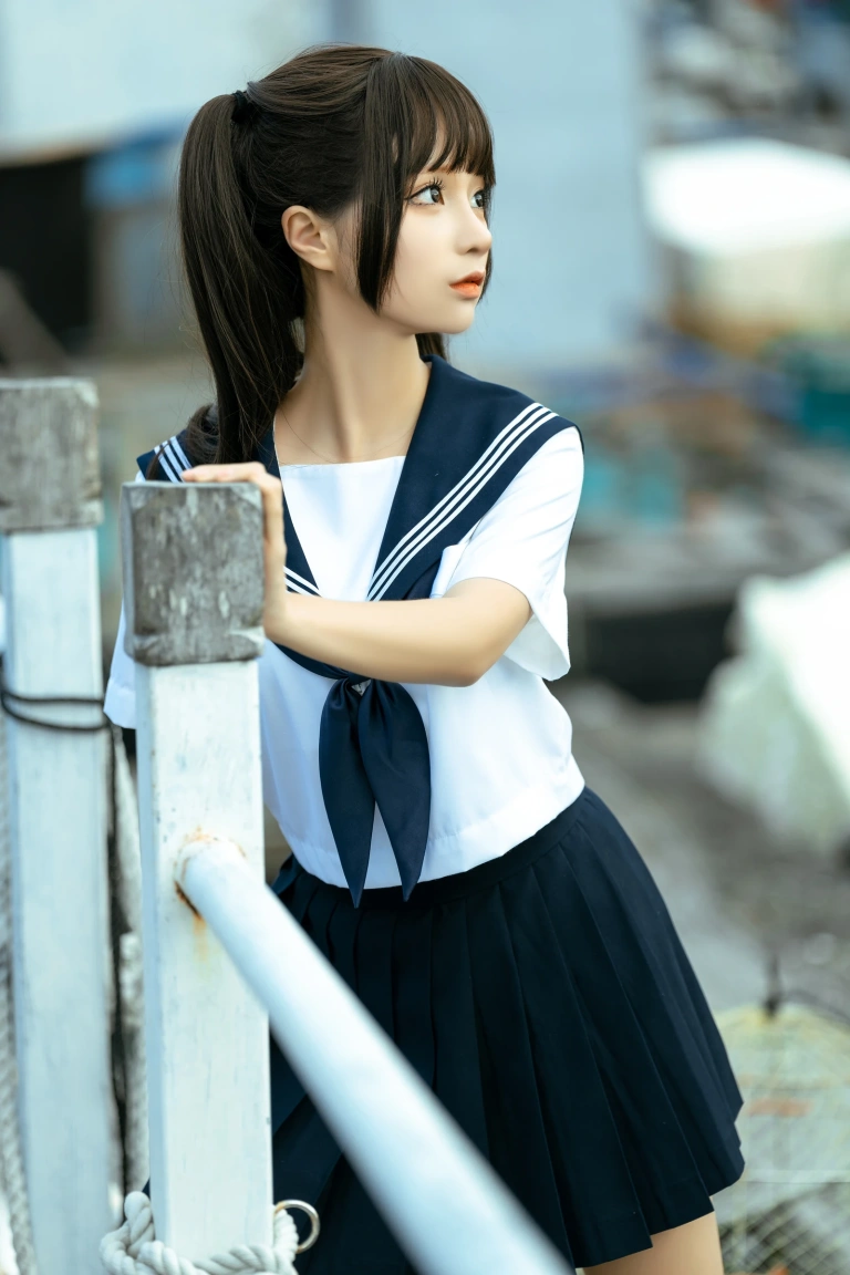 蠢沫沫《海风》主题写真：19张全套美图