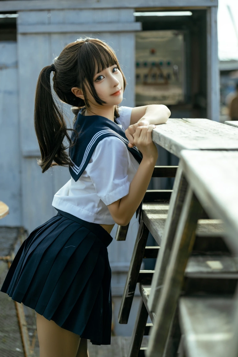 蠢沫沫《海风》主题写真：19张全套美图