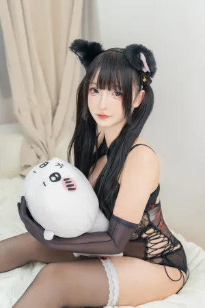 神楽坂真冬《第五季 序号64：《黑猫诱惑》》主题写真：75张全套美图，含2个视频