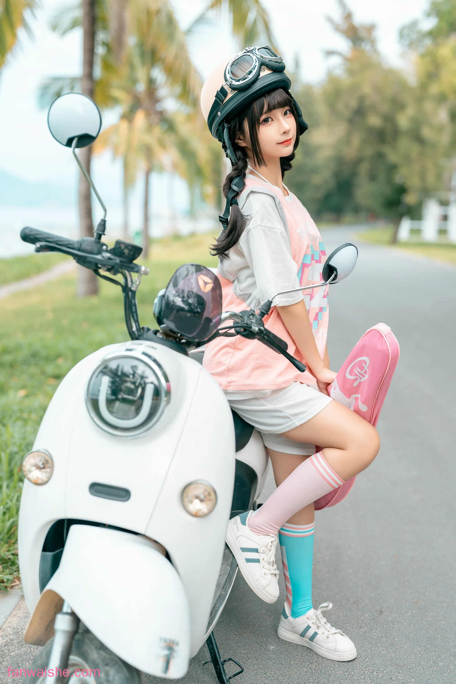 蠢沫沫 蠢沫沫 NO.205 - 小电车