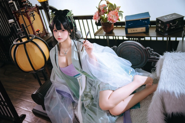 日奈娇(椎名莜)《师姐》主题写真：187张全套美图，含5个视频