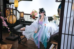 日奈娇(椎名莜)《师姐》主题写真：187张全套美图，含5个视频