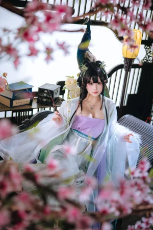 日奈娇(椎名莜)《师姐》主题写真：187张全套美图，含5个视频
