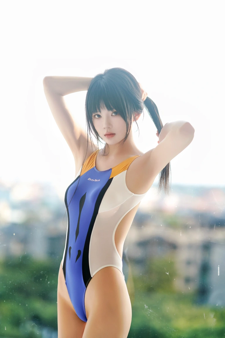 桜桃喵《竞泳》主题写真：21张全套美图