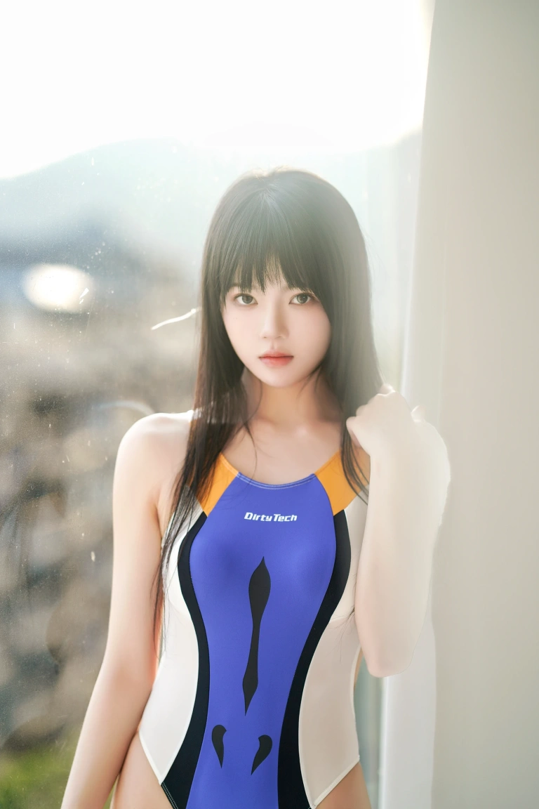 桜桃喵《竞泳》主题写真：21张全套美图