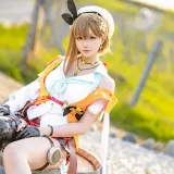 星之迟迟《2023年4月计划A 莱莎的炼金工坊2 莱莎》主题写真：38张全套美图