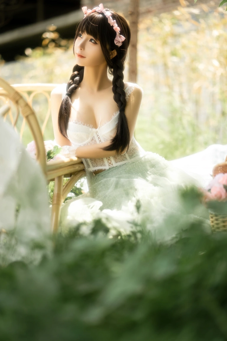 蠢沫沫《春》主题写真：20张全套美图