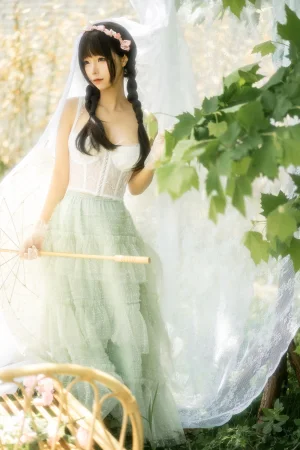 蠢沫沫《春》主题写真：20张全套美图