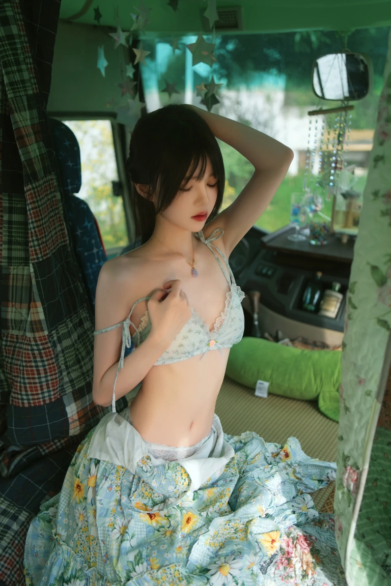 桜桃喵《葵》主题写真：55张全套美图