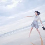 周叽是可爱兔兔《海边jk》主题写真：35张全套美图