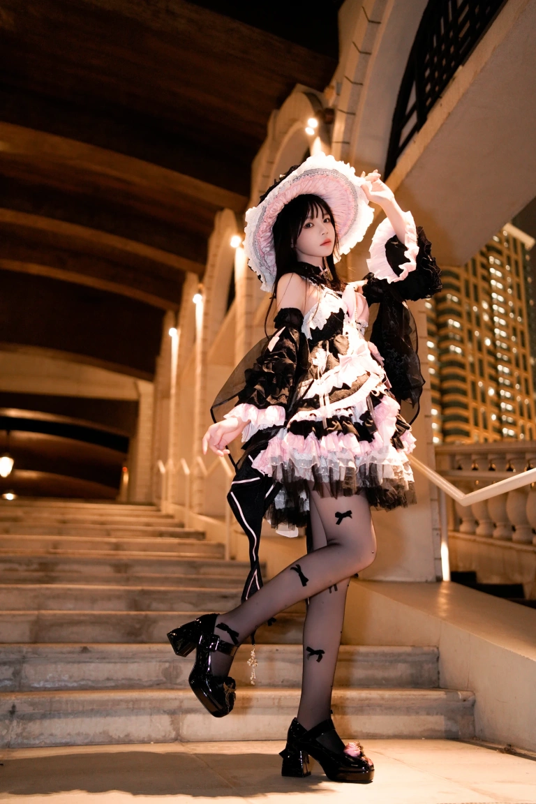 桜桃喵《星愈》主题写真：16张全套美图